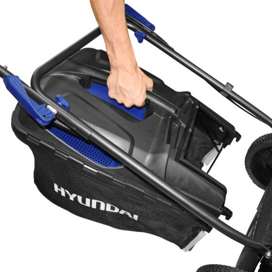 Podadora Autopropulsada 6.5 HP con bolsa 20" HYLM6520T Hyundai